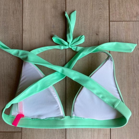 Victoria’s Secret swim top - Picture 2 of 3